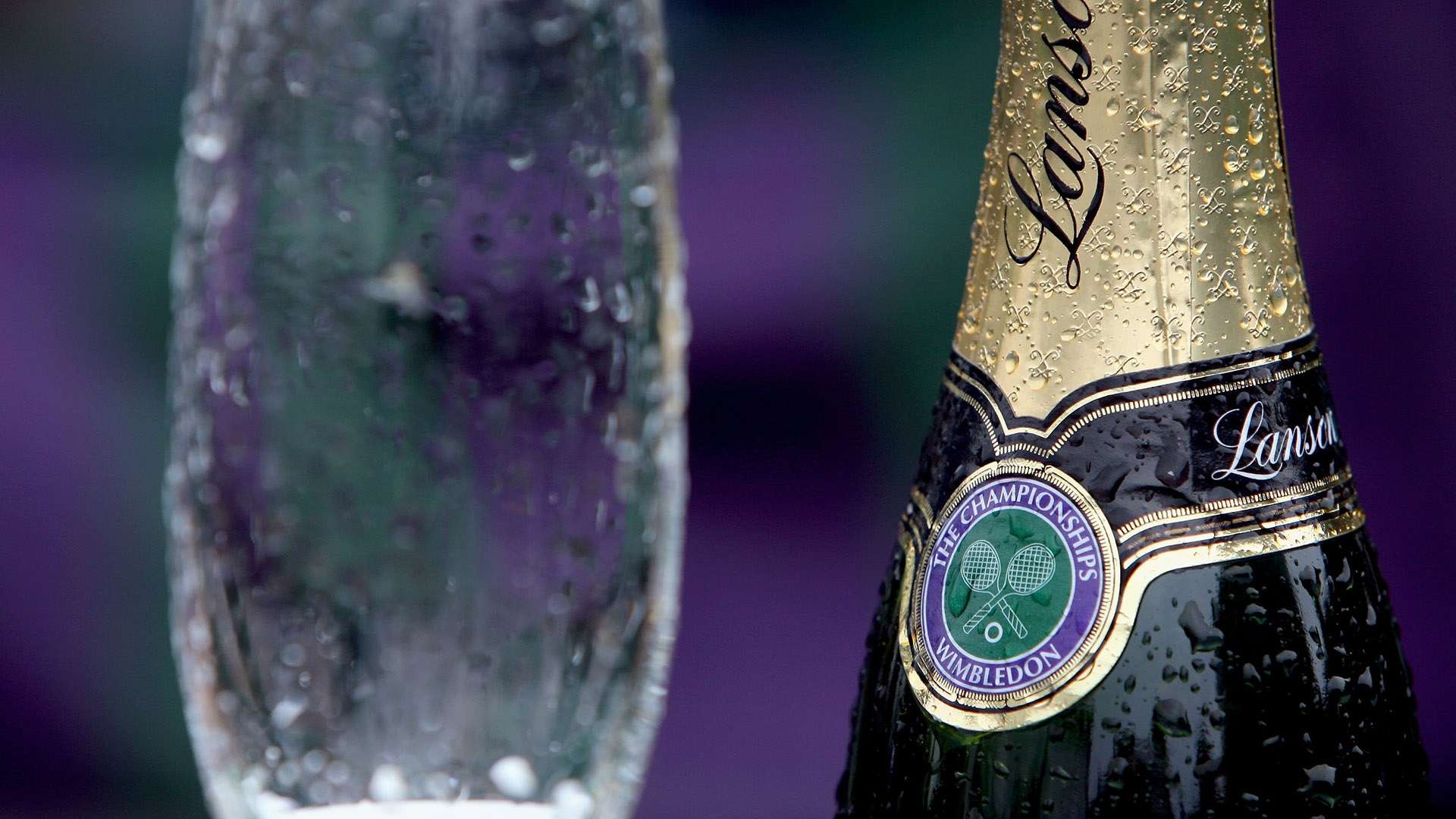 未来可期！11岁女孩连晃2人命中投篮.